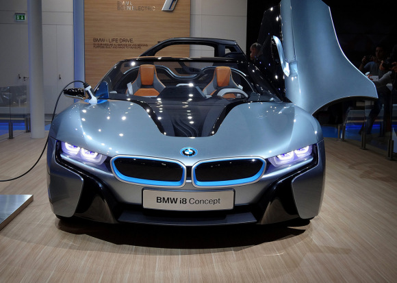 i8